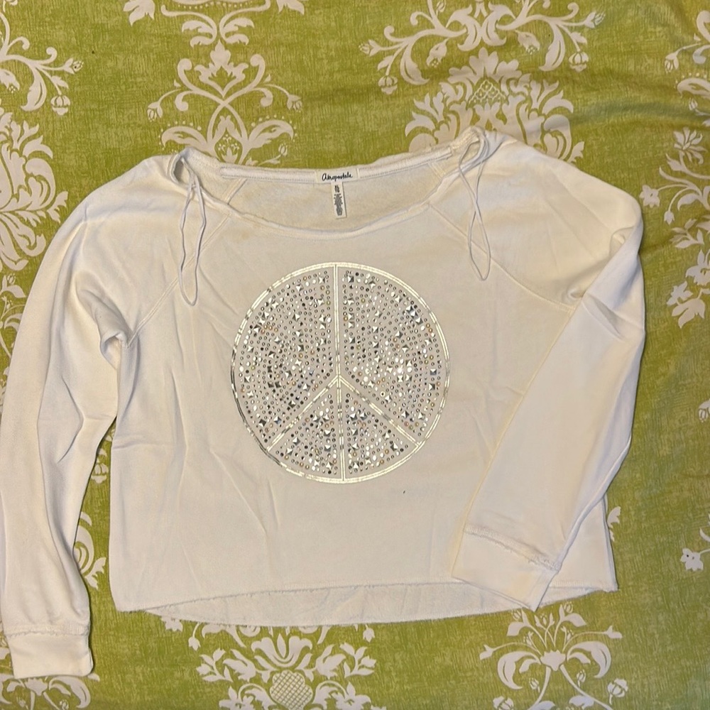 Aeropostale Long Sleeve T-Shirt Women's white with applications NWT